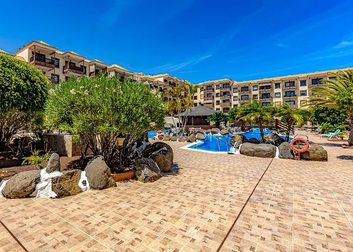 Atlantic 3 One Bedroom, Sea Front, In Complex With Pool Apartamento *
