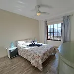 Atlantic 3 One Bedroom, Sea Front, In Complex With Pool Lejlighed *