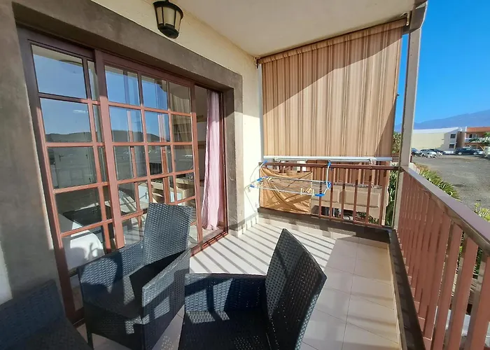 Atlantic 3 One Bedroom, Sea Front, In Complex With Pool Daire *