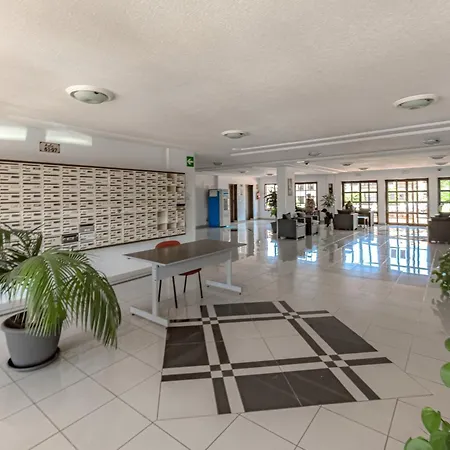 Atlantic 3 One Bedroom, Sea Front, In Complex With Pool * طوستا ديل سيلونثيو