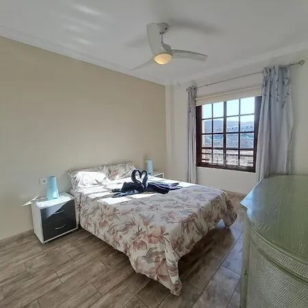 Atlantic 3 One Bedroom, Sea Front, In Complex With Pool شقة *